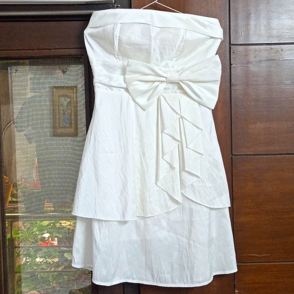 Off-white Dress